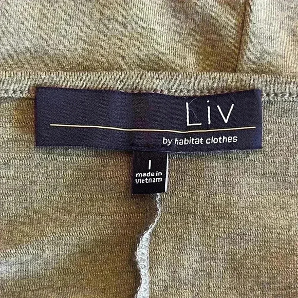 LIV by Habitat Clothes | “Audrey” Pintuck Tunic, Heather Olive Green - Picture 4 of 8